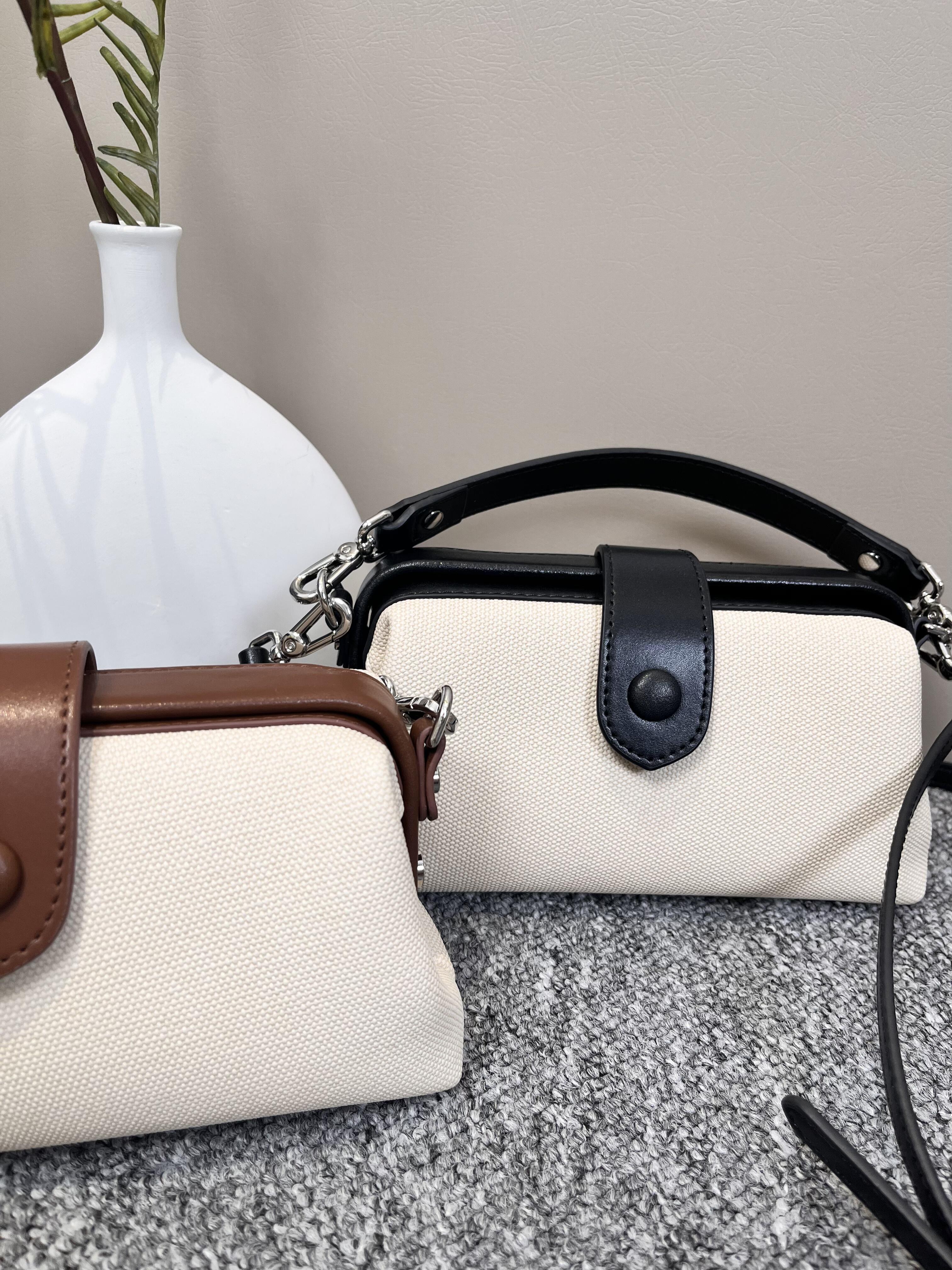 #218 ELARA Arcus Doctor Bag