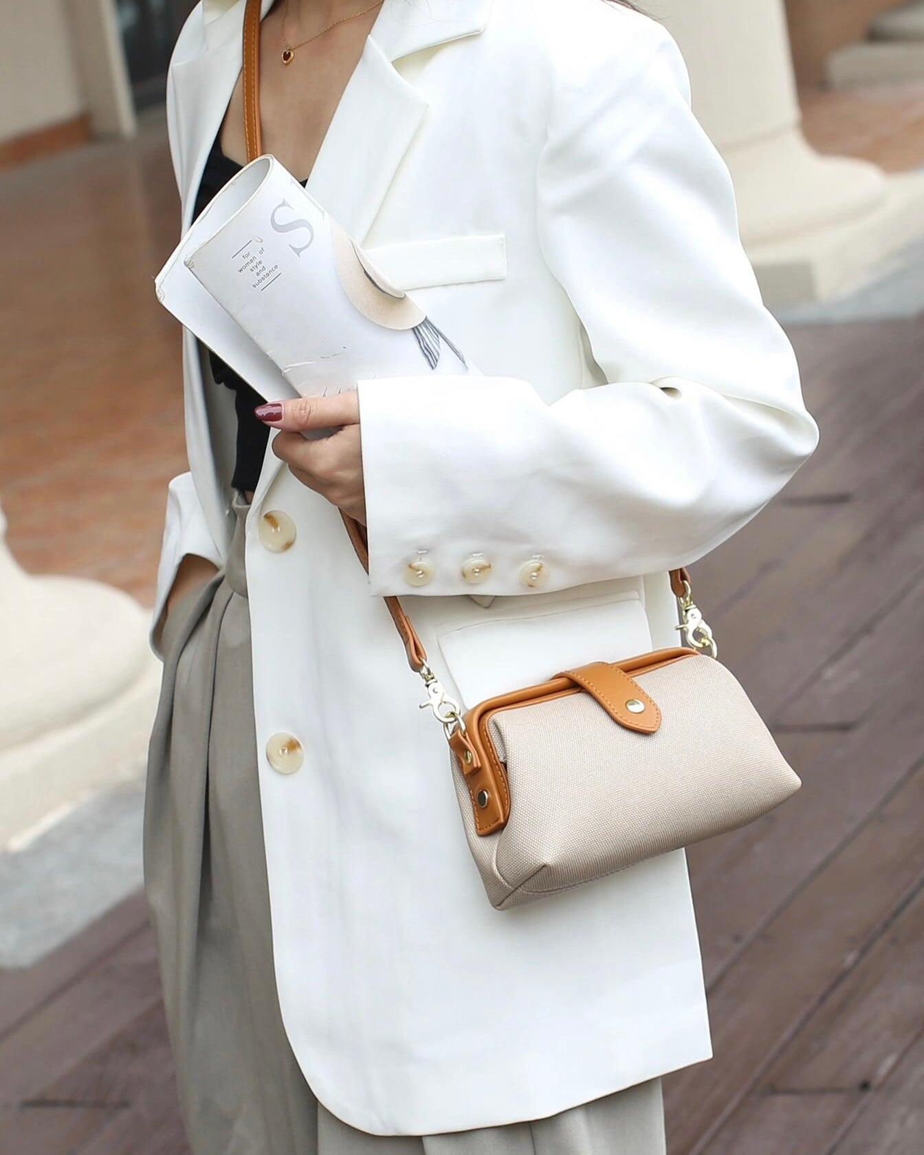 #218 ELARA Arcus Doctor Bag