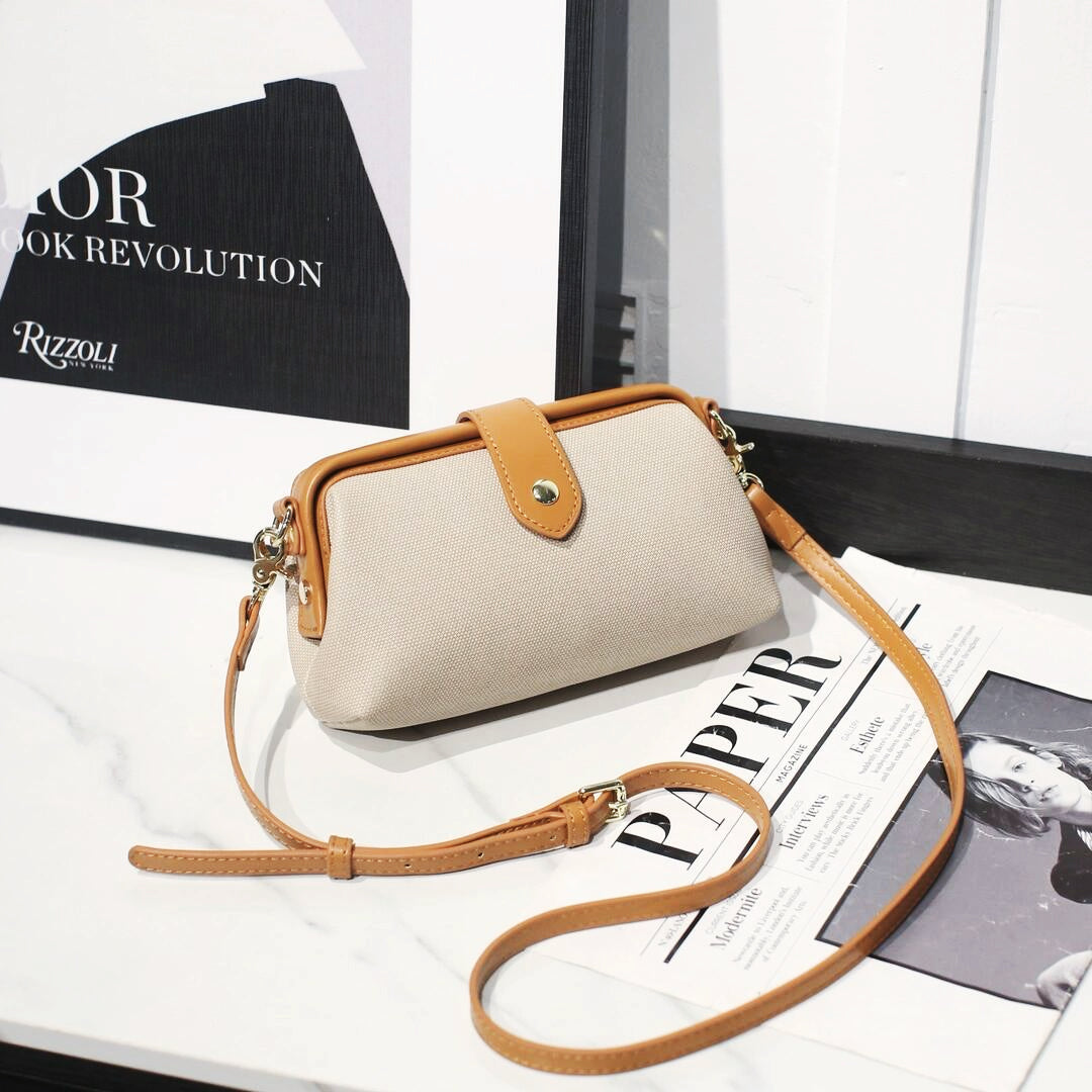 #218 ELARA Arcus Doctor Bag